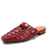 Mules Femininas Tecidas Vazadas com Bico Fechado, Moda de Verão para Uso Externo, Salto Bloco com Fivela, Mules de Calçar 8011-2