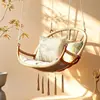 Cesta colgante para el hogar Silla de ratán Silla colgante para balcón interior Silla mecedora Silla cuna de celebridad de internet Hamaca para persona perezosa en el patio Silla mecedora exterior