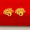 Nuevos pendientes chapados en oro para mujer, joyería de moda de gran venta, pendientes pequeños sencillos, una variedad de pendientes con estampado de flores, fábrica al por mayor