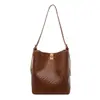 Bolso de Axila de Alto Valor Retro Bolso para Viajes Diarios para Mujeres 2026 Otoño Temprano Nuevo Bolso Cubo Simple de Gran Capacidad Bolso Cruzado