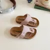 Nuevas Sandalias de Espiga 2025 Transfronterizas para Niñas Antideslizantes Boeken Zapatos de Playa Ropa Exterior de Verano Chanclas Planas para Niños