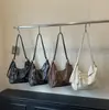 Bolso de axila vintage de alta gama para mujer de otoño, gran capacidad, elegante, versátil, mochila multifuncional, bolso cruzado para el trabajo