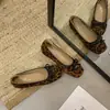 Sapatos Femininos 2026 Novo Estilo Bico Quadrado Slip-On com Laço Plano para o Trabalho, Sapatos Baixos Barco com Solado Macio