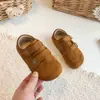 Zapatos de gamuza de otoño para niñas 2026 nueva colección de otoño color liso estampado de leopardo suela suave antideslizantes casuales para estudiantes de todas las edades