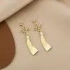 Brincos de Nó Chinês Vermelho Agulha de Prata Festivos de Ano Novo Moda Longos Tendência Personalidade Versáteis Cobre