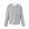 Yidao Vintage Otoño 2026 Nueva Camiseta a Rayas Holgada de Manga Larga Estilo Retro Japonés de Moda con Cuello Henley Falso de Dos Piezas