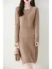 Nuevo Vestido de Punto de Lana Pura de Manga Larga con Cuello Redondo para Mujer, Vestido Base de Suéter de Cachemira de Longitud Media que Ceñe la Cintura para Otoño e Invierno