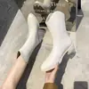 Otoño/Invierno 2026 Nuevo Comercio Exterior Punta Fina Corte en V Pequeño Tacón Medio Grueso Versátil Botines Estilo Vaquero Occidental para Mujer Comercio Fronterizo Transfronterizo