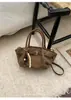 Bolso de Leopardo Súper Caliente de Nicho para Mujer 2026 Nuevo Moda Versátil Bolso Cruzado Gamuza Viaje Pequeño Bolso de Mano