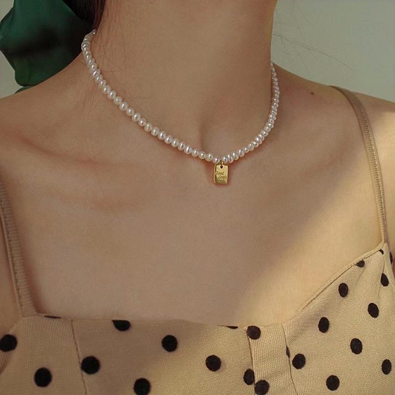 天然淡水珍珠项链女小众轻奢高级感时尚Lucky方牌