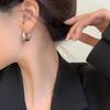 Brincos Geométricos de Estilo Metal 2025 Moda Coreana Brincos Simples de Alta Qualidade Versátil Elegante Roupa de Trabalho