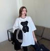 Primavera 2026 Nueva Versión Coreana Holgada Estampado de Oso Engrosada Camiseta Casual para Mujer Elegante Retro Letra Manga Corta Camiseta Básica
