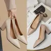 Otoño 2026 Nuevo Estilo Coreano Trabajo Casual Moda Tacones Altos Punta Fina Tacón Grueso Zapatos de Salón Bajos para Mujer Dropshipping