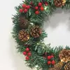 Corona de Navidad Transfronteriza de Amazon para Puerta y Ventana con Piñas y Frutos Rojos, Decoración Colgante para Ventana del Hogar, Arreglo de Escena Navideña