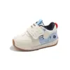 Sapatos Infantis Primavera e Outono 2026 Novo Estilo Meninas Casuais Meninos Tênis Esportivos para Bebês e Crianças Desenho Animado Sapatos Brancos