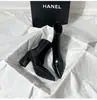 Botas de Cano Curto Femininas Salto Alto Marrom Chuyuji, Novo Estilo Outono/Inverno, Forradas, Estilo Francês, Zíper Traseiro, Elástico, Bico Fino, Salto Bloco