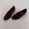 Versão em pele de carneiro emagrecedor mocassins retrô feminino slip-on salto grosso simples sapatos de sola única bico redondo preguiçoso sapatos pequenos de couro sapatos de dirigir
