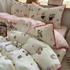 Lindo Juego de Cama de Gasa Esponjosa Cuatro Piezas Borde de Concha Clase A Funda Nórdica Juego de Tres Piezas para Dormitorio Nantong 4