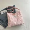 Bolso de mano de nicho estilo coreano 2026, a cuadros con bloques de color estilo ins, dulce y artístico, adecuado para que las chicas lo lleven a clase como bolso de hombro