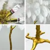 Lámpara de pie de plumas en stock para sala de estar, lámpara de ambiente de alta gama para mesita de noche de dormitorio, lámpara de mesa decorativa nórdica estilo ins de moda