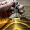 Llavero con bombilla flash luminoso led regalo juguete regalo pequeño colgante regalo joyería novedosa fabricante al por mayor