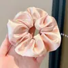 Scrunchie estilo francês-coreano, novo modelo 2026, acessório de cabelo estilo faculdade britânica, elástico de cabelo de cetim retrô casual