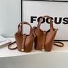 Bolsas de Luxo para Mulheres 2024 Nova Moda Trabalho Bolsa Pequena Bolsa de Balde Simples Bolsa Tiracolo Popular Bolsa Cesta de Legumes