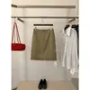 MZI STUDIO Outono Inicial Nova Saia Elegante com Design de Rebites Versátil Emagrecedora Cintura Média Linha A para Mulheres A10329