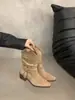 Primeiro Encontro Botas de Salto Alto com Bico Apontado e Plissadas no Decote em V para Mulheres 2026 Novo Estilo Botas de Cowboy Ocidentais Salto Bloco