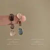 Brincos Olho de Gato Acessíveis de Luxo Retrô Francês para Mulheres, Brincos Exquisitos e Versáteis de Zircônio Flash de Alta Gama, Novos Brincos Elegantes para Outono e Inverno