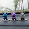 Skate urso violento carro de celebridade na internet enfeites boneco desenho animado fofo acessórios de carro console central criativo decoração de personalidade
