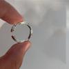 Anillo Mobius Estilo frío Luz Lujo Alta gama Sensación ins Retro Nicho Diseño Personalidad Círculo Elegante Pareja