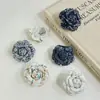 Broche de Camelia de Perlas Estilo Nuevo Primavera 2026 Tweed a Cuadros de Alta Gama Accesorios Versátiles para Ropa