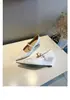 Zapatos del mismo estilo de Yi Mengling, zapatos de hada para combinar con faldas, zapatos de heredera rica, zapatos de cuña blancos de un solo color, punta fina, nicho Margiela