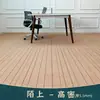 Las alfombras de piso se utilizan para oficinas comerciales de área grande, cubriendo directamente todo el piso de cemento, y también se usan en dormitorios y estudios.