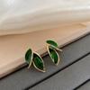 Japonés, Coreano y Estilo Coreano Otoño e Invierno de Alta Gama Lujoso Ligero Brillantes Pedrería Pendientes Colgantes de Hoja de Arce Diseño Suave Pendientes Deciduos