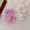 Scrunchie Rosa Floral Suave Súper de Hada con un Toque de Lujo, Goma para el Cabello de Malla, Cuerda para el Cabello de Camelia, Accesorio Elástico para el Cabello