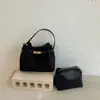 Bolso de mano de moda estilo vintage para mujer, gran capacidad, nueva colección otoño 2026, elegante bolso de hombro, bolso tote simple y de moda