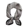 ¡Lujo ligero y de moda! Bufanda cuadrada de seda satinada de otoño tejida en blanco y negro, chal de doble uso.
