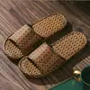 Pantuflas de Ratán para Mujer en Verano para Interiores Suela Gruesa Antideslizantes Uso en Casa para Parejas Primavera y Otoño Sandalias de Esterilla de Bambú Ratán Paja para Hombre