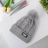 Gorro de Punto Grueso y Cálido con Forro Polar de Invierno para Mujer con Circunferencia de Cabeza Grande, Protección para las Orejas, Gorro con Pom-Pom, Gorro con Bola Blanca