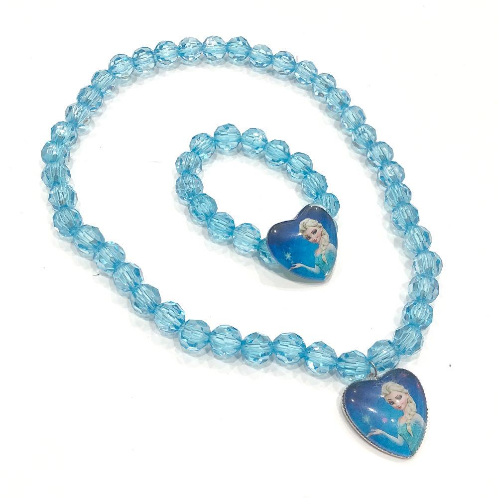 15025941091_2027780200