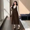 Conjunto Maternidade Outono Inverno Bolinhas Camada Interna Alça Marrom Saia Longa Conjunto de Duas Peças OOTD Mãe Retrô Cobertura de Barriga Roupa Exterior