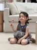 2026 Nova Roupa de Verão Infantil Estilo Coreano Roupa Infantil Meninas Patchwork de Desenho Animado Colete de Gaze Multicamadas Colete Fofo