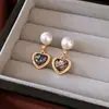 Pendientes Colgantes de Corazón de Perla con Aguja de Plata Incrustada de Circonita, Pendientes de Botón Vintage Exquisitos, Pendientes de Moda y Únicos para Mujer