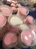 El Puff Limpiador Facial Comprimido con Forma de Corazón Rosa Más Vendido de Amazon, Hecho de Pulpa de Madera y Algodón, Se Expande al Contacto con el Agua, Set de 50 Piezas