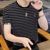 Nova Camiseta Masculina de Seda Gelada de Manga Curta com Gola Redonda Estilo Coreano Casual Respirável Listrada Camiseta Respirável de Meia Manga