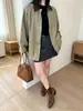 Diseño resistente, color contrastante, cuello de solapa, detalle de remaches, cordón, chaqueta de longitud media para mujer, chaqueta de trabajo holgada de otoño