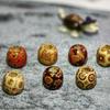 Paquete de 100 cuentas sueltas de madera para joyería, accesorios de bricolaje, cuentas de madera maciza vintage, trenza sucia, hebilla de anillo decorativa, colores mezclados, venta al por mayor