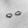 Ankesela Aretes de Aro Liso Cruz Roja Nuevo Estilo Retro Hong Kong Lujo Accesible Aretes de Alta Gama Joyería Elegante Versátil para la Oreja
